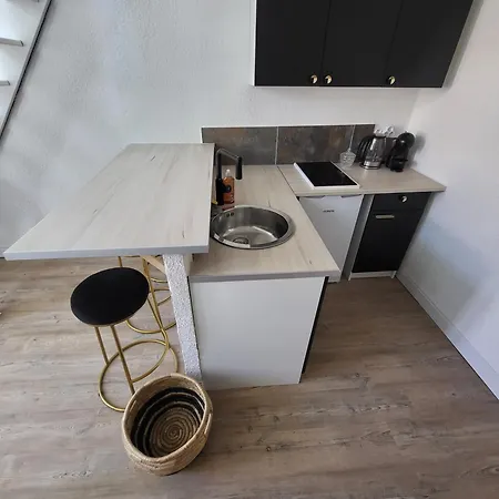 Agence Du Sacre Coeur Immobilier 公寓 *