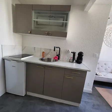 Agence Du Sacre Coeur Immobilier 公寓 *