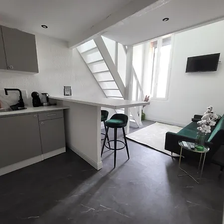 Agence Du Sacre Coeur Immobilier Apartamento