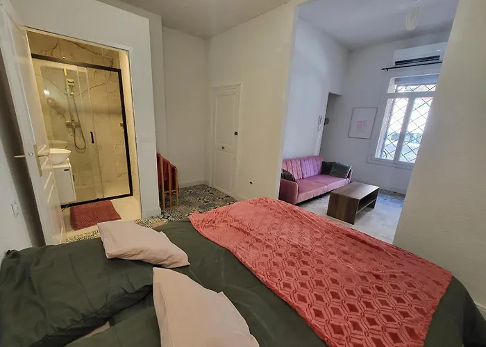 Apartament Agence Du Sacre Coeur Immobilier